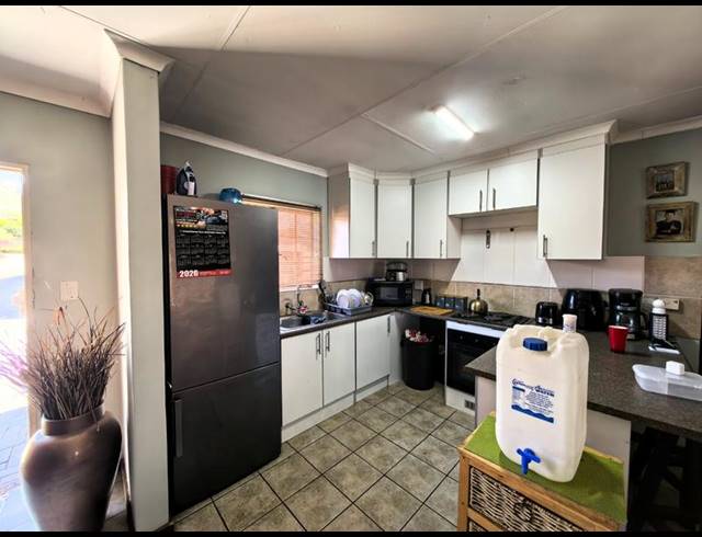 3 BEDROOM TOWNHOUSE FOR SALE IN MAGALIESKRUIN